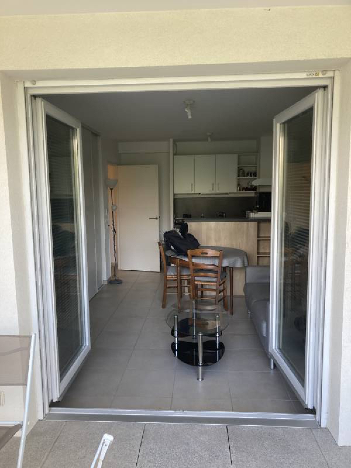 T2 A VENDRE - LA VILETTE -