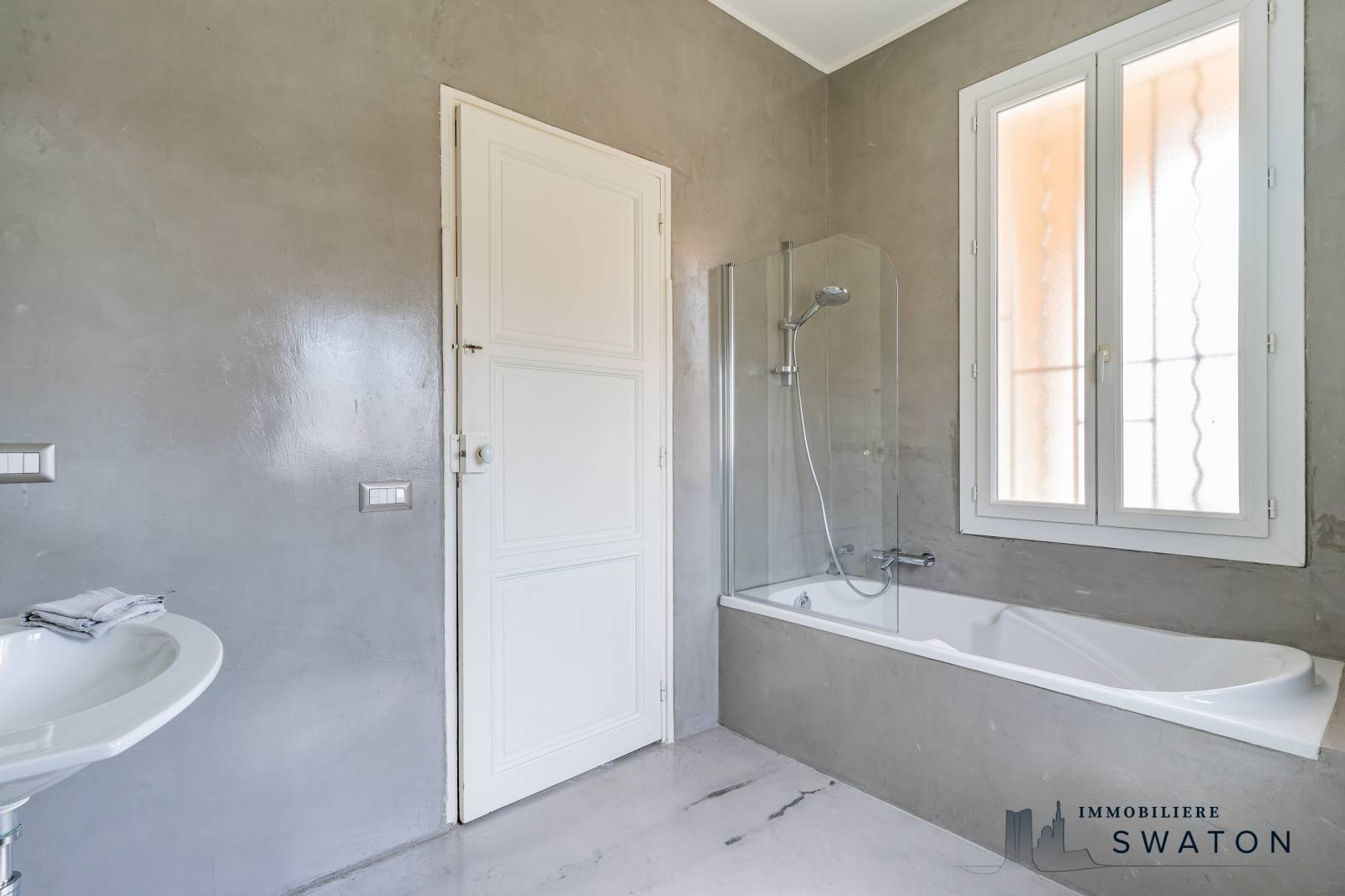 Maison au calme Jardin et Piscine La Valentine