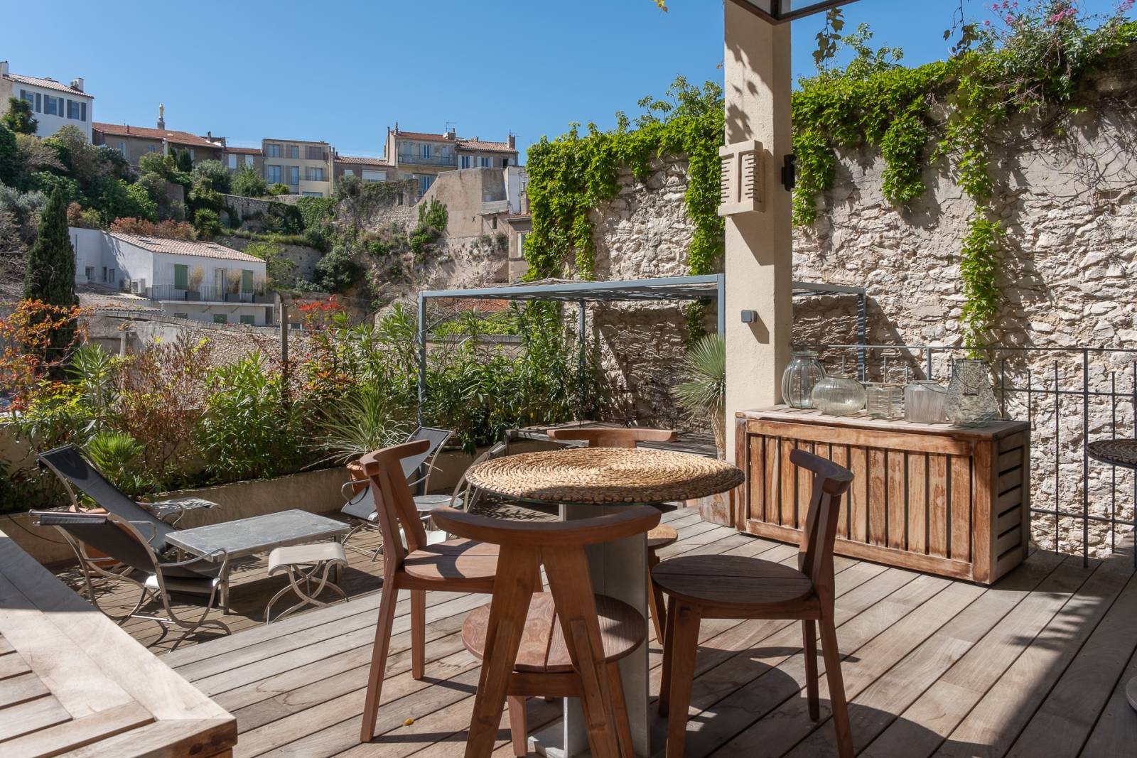 Très belle terrasse 13006 
