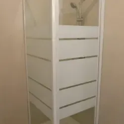 1 PIECES MEUBLEE AVEC SALLE D'EAU 