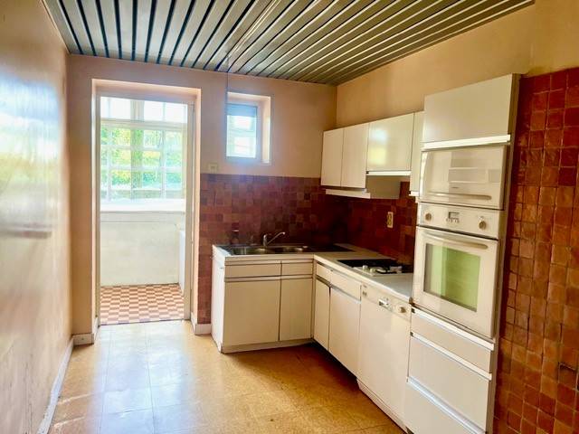 VENTE - APPARTEMENT 6 PIECES 168.02 m²