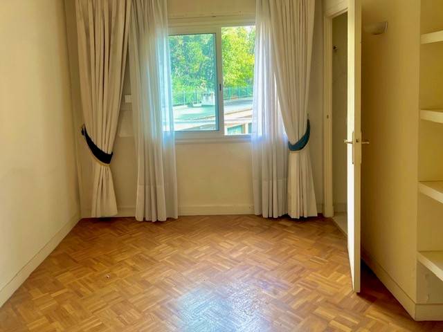 VENTE - APPARTEMENT 6 PIECES 168.02 m²