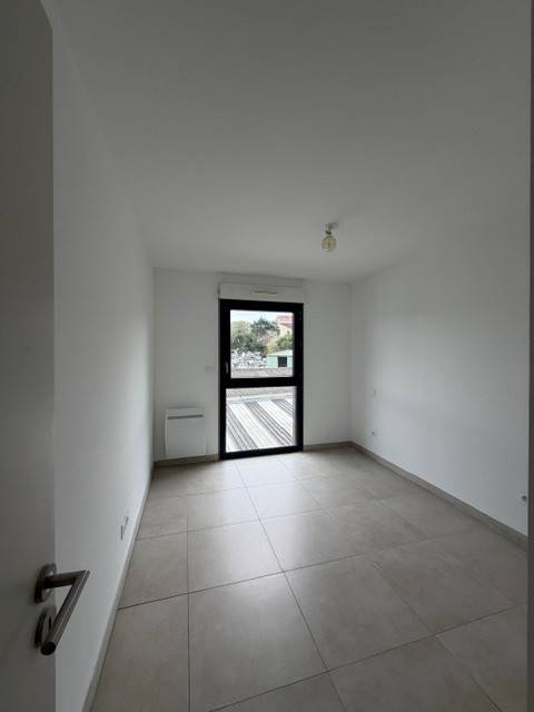 Chambre 2 avec chauffage électrique 