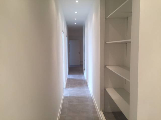 LOCAL COMMERCIAL 255 m²