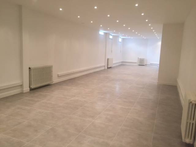 LOCAL COMMERCIAL 255 m²