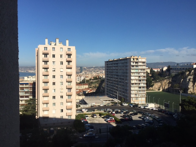 vue sur le port 13007