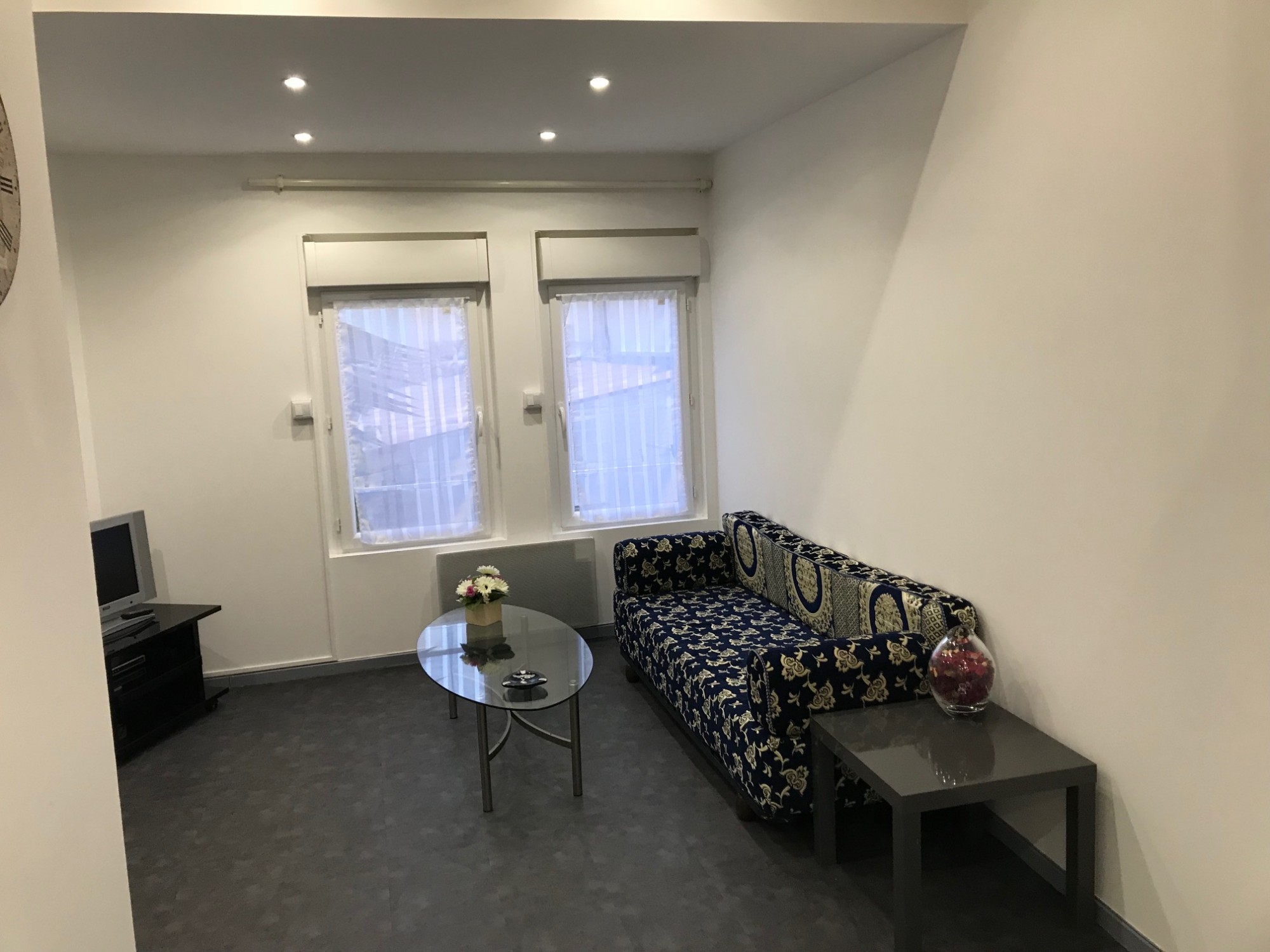 T1 MEUBLE BOMPARD 1 marseille 13007 BOMPARD