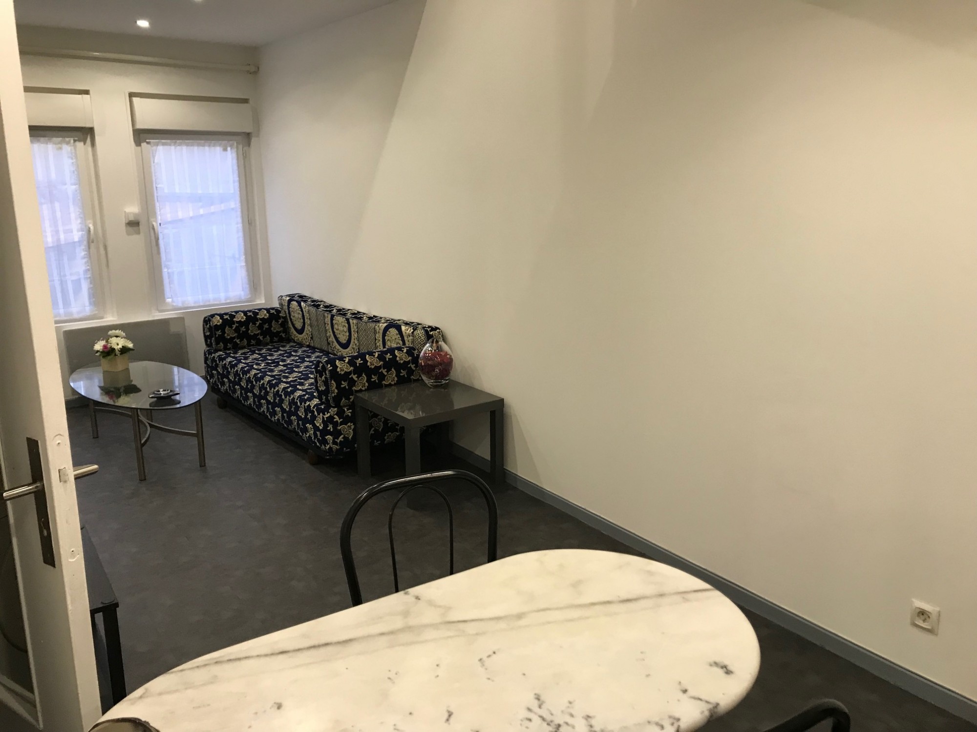 T1 MEUBLE BOMPARD 1 marseille 13007 BOMPARD