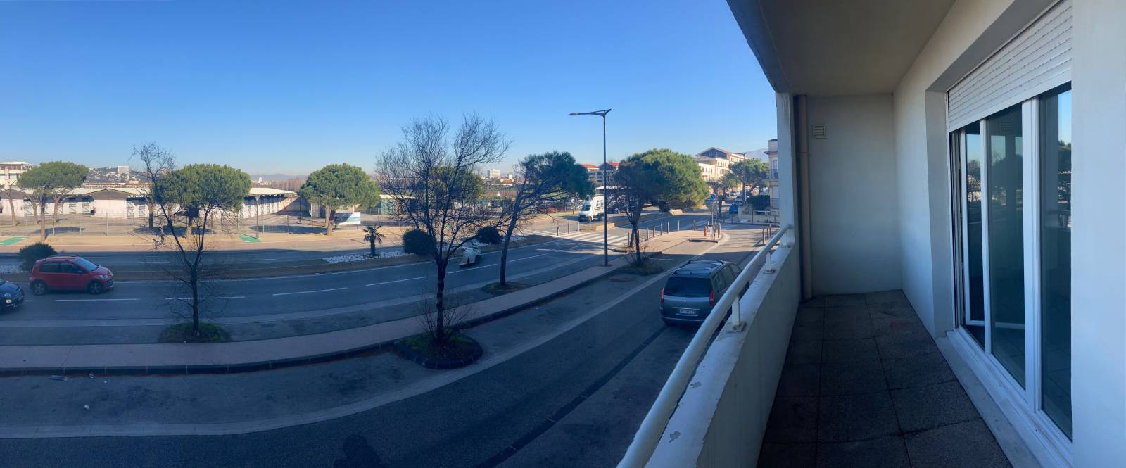 BALCON AVEC VUE SUR BORELY