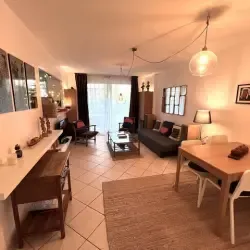 Salon avec rangement 13007 Marseille