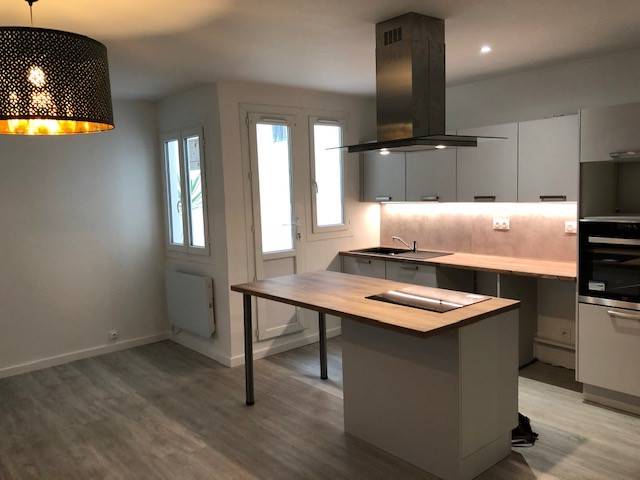 appartement en location avec cuisine  ouverte Marseille 13006 