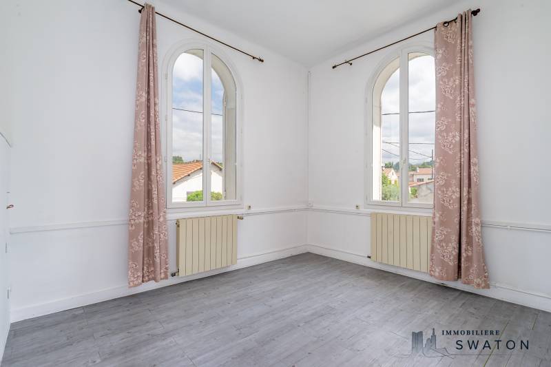 Maison au calme Jardin et Piscine La Valentine