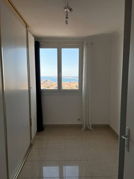 T3 avec rangement MARSEILLE 7 eme 