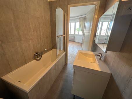 location appartement bourgeois 13008 (t 5 pièces 175m2)