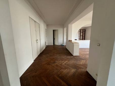 location appartement bourgeois 13008 (t 5 pièces 175m2)