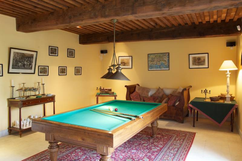 Belle demeure au pied des Alpilles, 13104 Arles prix sur demande