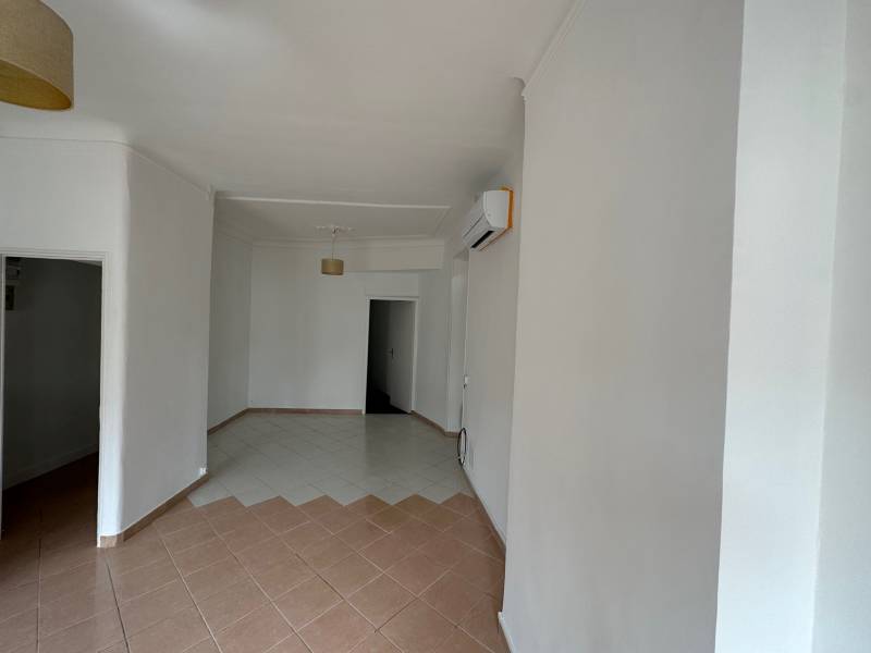 Type 2/3 avec clim Marseille 6ème 