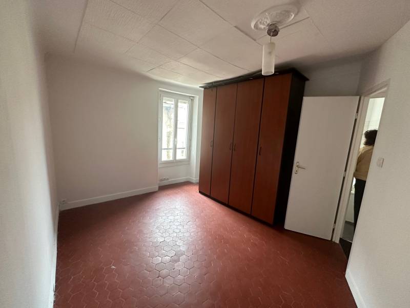 Type 2/3 avec rangement 13006 Marseille