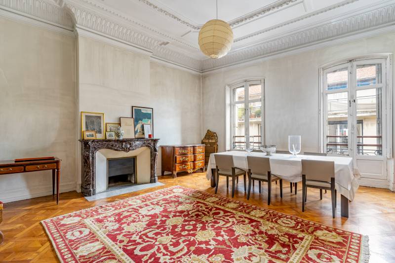 Superbe appartement de type 5+ Au coeur du 6è