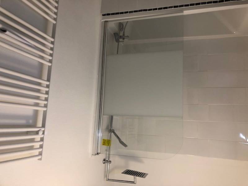 Location duplex T3 avec petit patio et cuisine équipée ouverte Marseille 13006 quartier préfecture