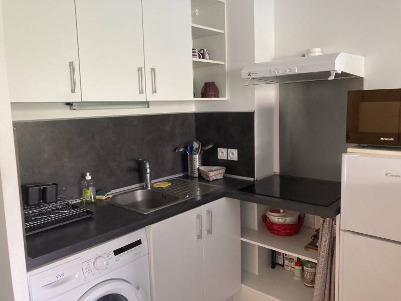 T2 A VENDRE - LA VILETTE -